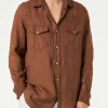 Camicia da uomo in lino marrone