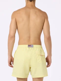 Costume da bagno da uomo di media lunghezza Patmos di colore giallo pallido