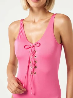 Costume intero da donna rosa