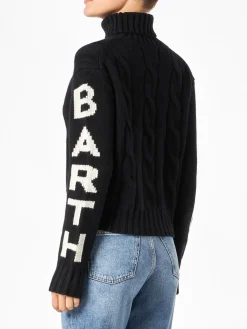 Maglia da donna a collo alto nera intrecciata