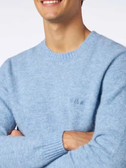 Maglione da uomo in lana stretch di colore azzurro con ricamo St. Barth