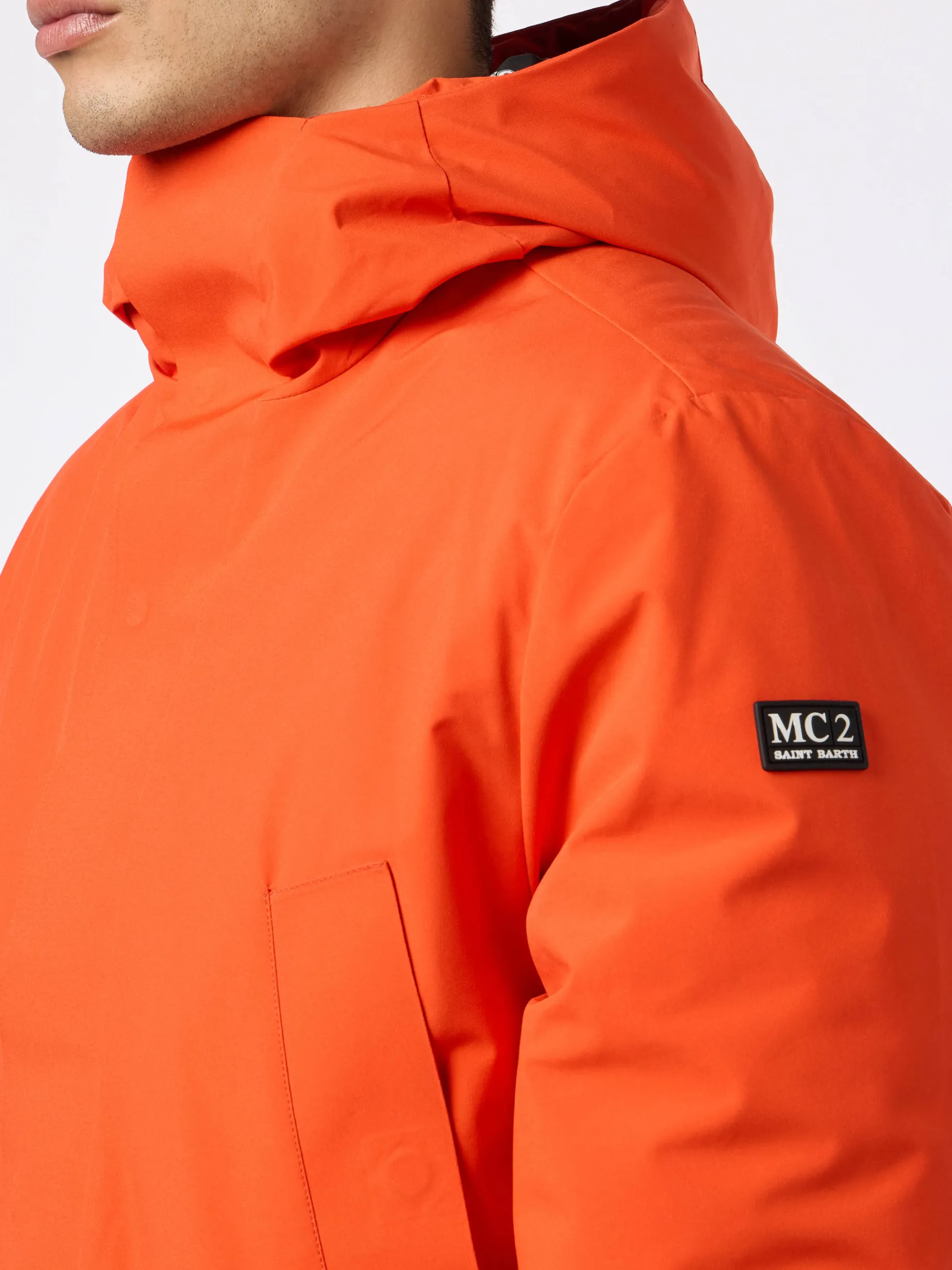 Parka arancione con cappuccio da uomo e fodera in bandana