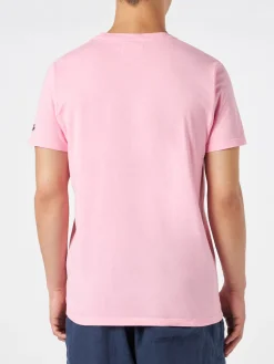 T-shirt da uomo in cotone trattamento vintage con stampa Dammi una Vespa e ti porto a St. Barth | EDIZIONE SPECIALE VESPA®