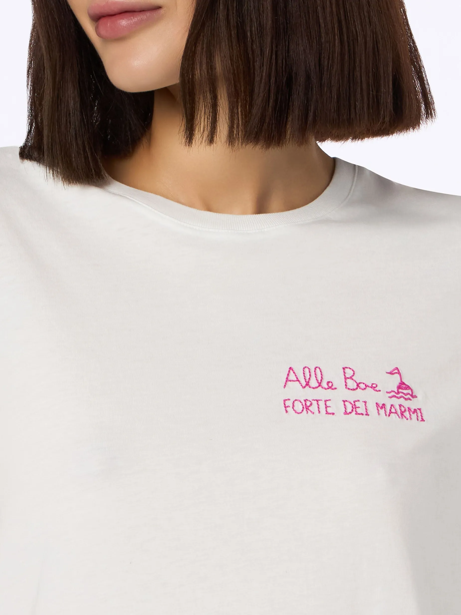 T-shirt girocollo in jersey di cotone da donna Emilie con stampa Baciami alle Boe | ALLE BOE SPECIAL EDITION